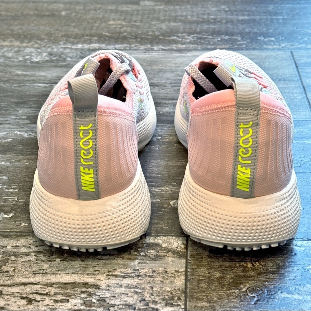 Nike React Escape Run Flyknit Running Shoes‎ Womens Size 9 DC4269-101 - Picture 4 of 10